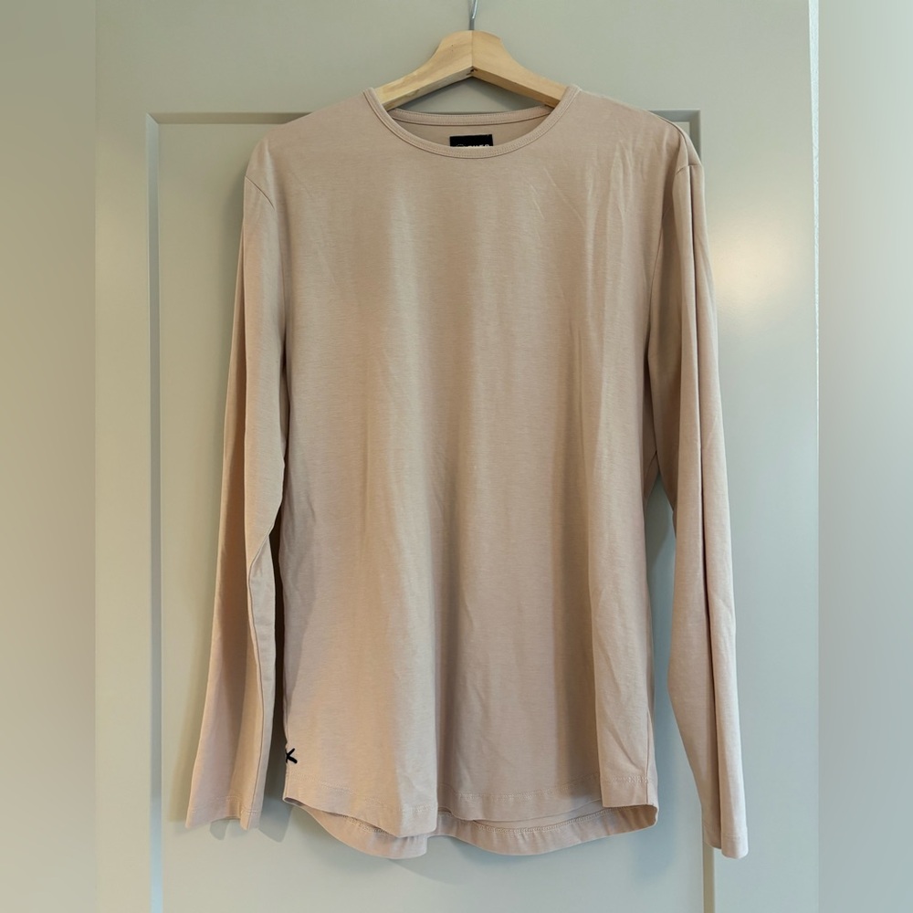 Cuts clothing men’s curve hem long sleeve - large